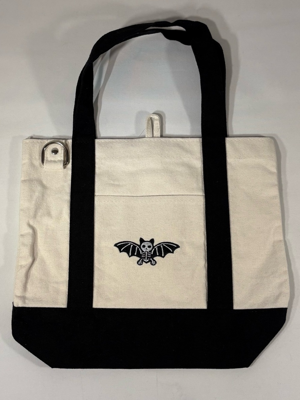 🦇 [NEW] SPIRIT HALLOWEEN SKELETAL X-RAY BAT BLACK & WHITE VIRAL MINI TOTE BAG